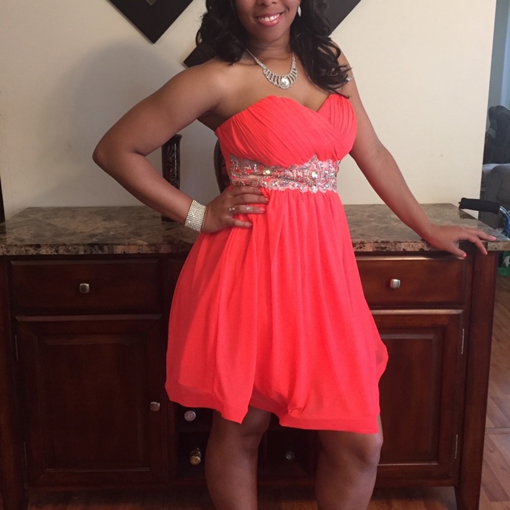 Neon Pink Beaded Formal Dress 💖